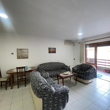 Gega Apartment Shkodër Eksteriør bilde